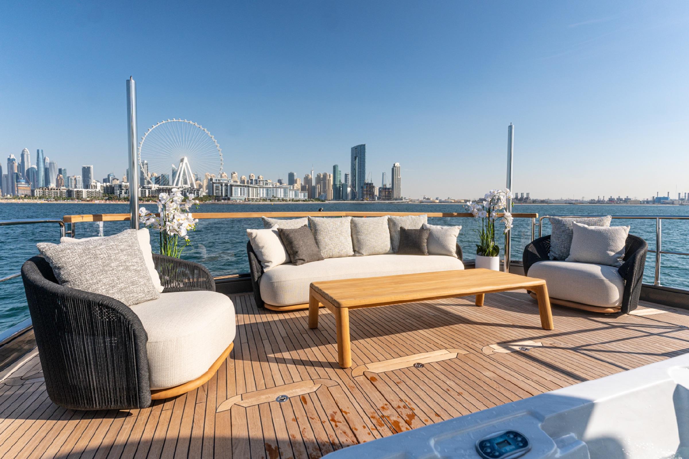 From Skyline to Arabian Fjords — reserve 7