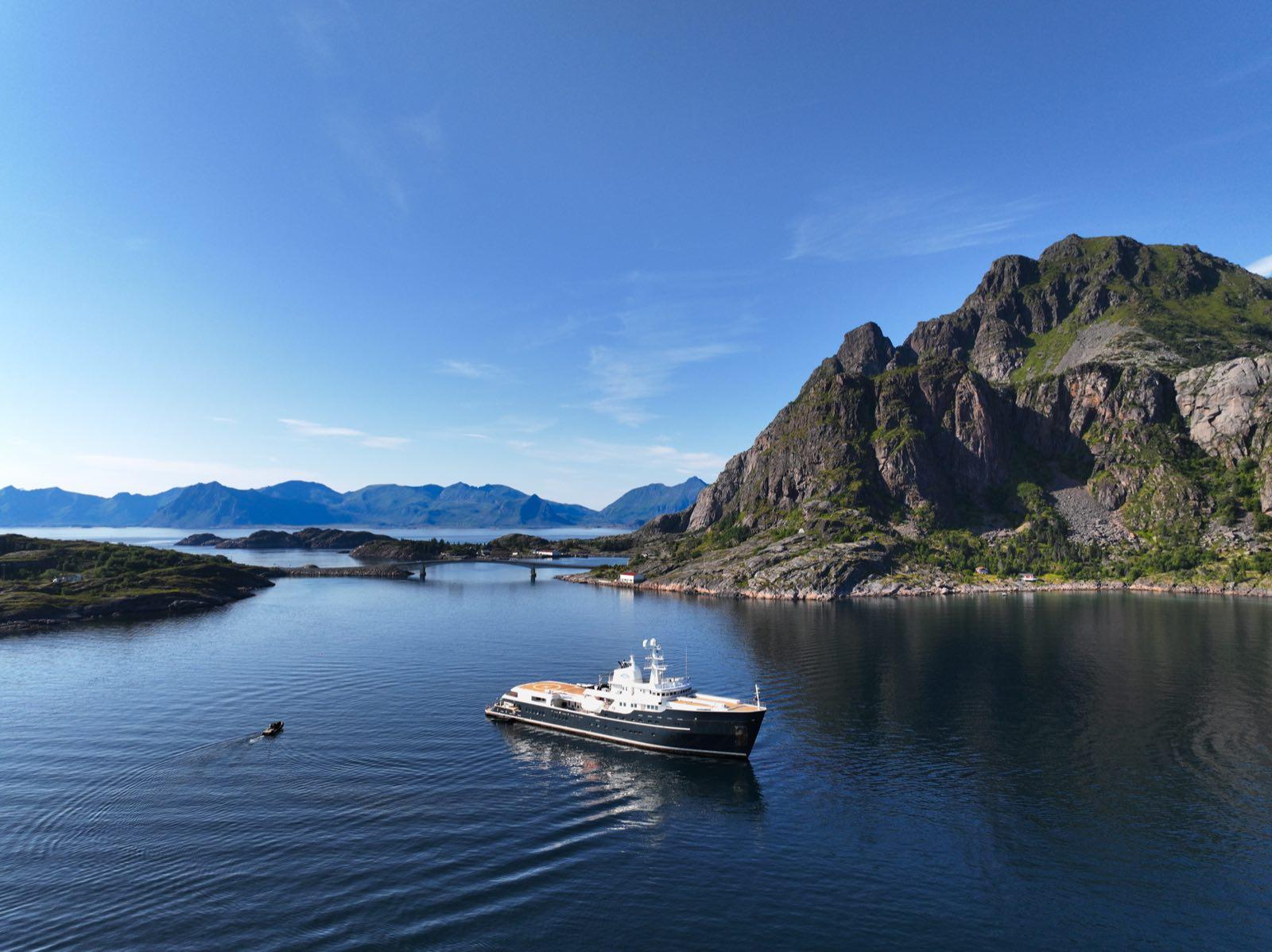 from-isles-to-ice — 1